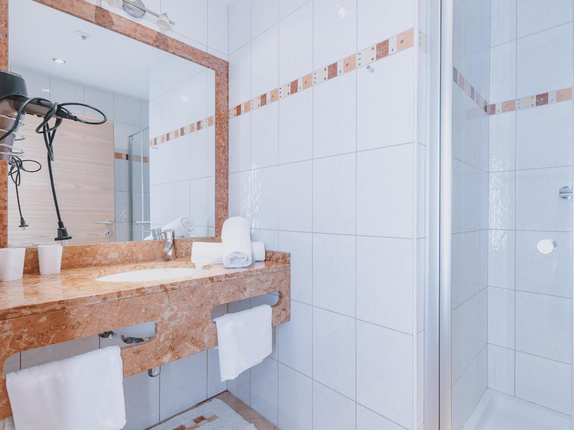 Appartement Haus Elise By We Rent, Summercard Included เซลล์อัมเซ ภายนอก รูปภาพ